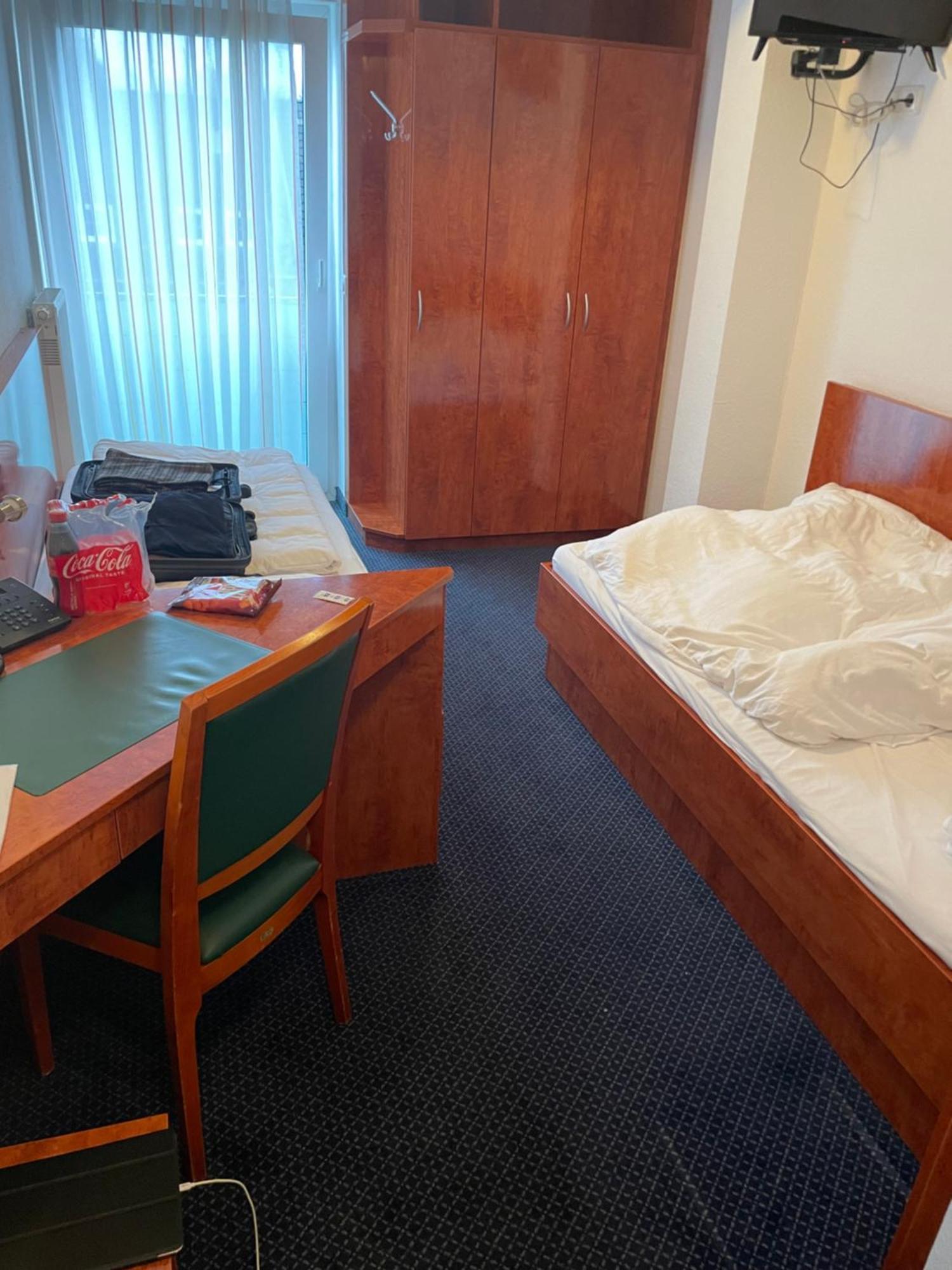 Hotel Merkenich Κολωνία Εξωτερικό φωτογραφία